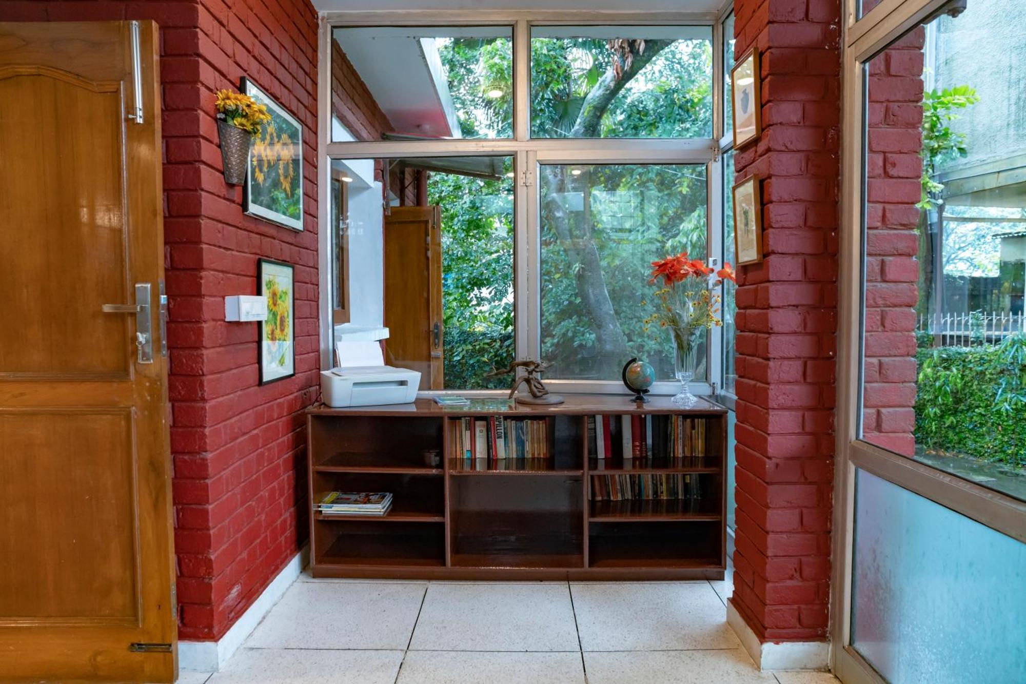 Saffronstays Doon Garden Villa - Near Doon School And Mall Road Дехрадун Екстериор снимка