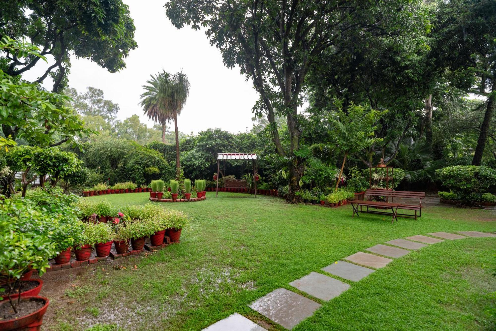 Saffronstays Doon Garden Villa - Near Doon School And Mall Road Дехрадун Екстериор снимка